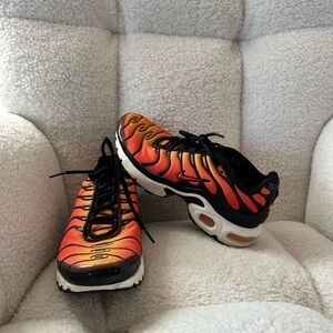 Nike Air Max Plus “Sunset”
